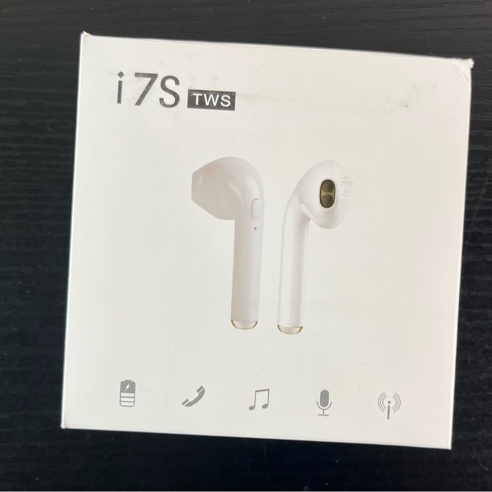 Bluetooth wireless earbuds - New & in factory sealed package